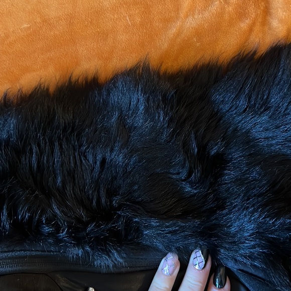 Mackage NORI 2-in-1 double face wool coat with shearling bib/ leather belt. - Picture 9 of 16